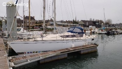 FEELING 920 DL à TREGUIER (22)